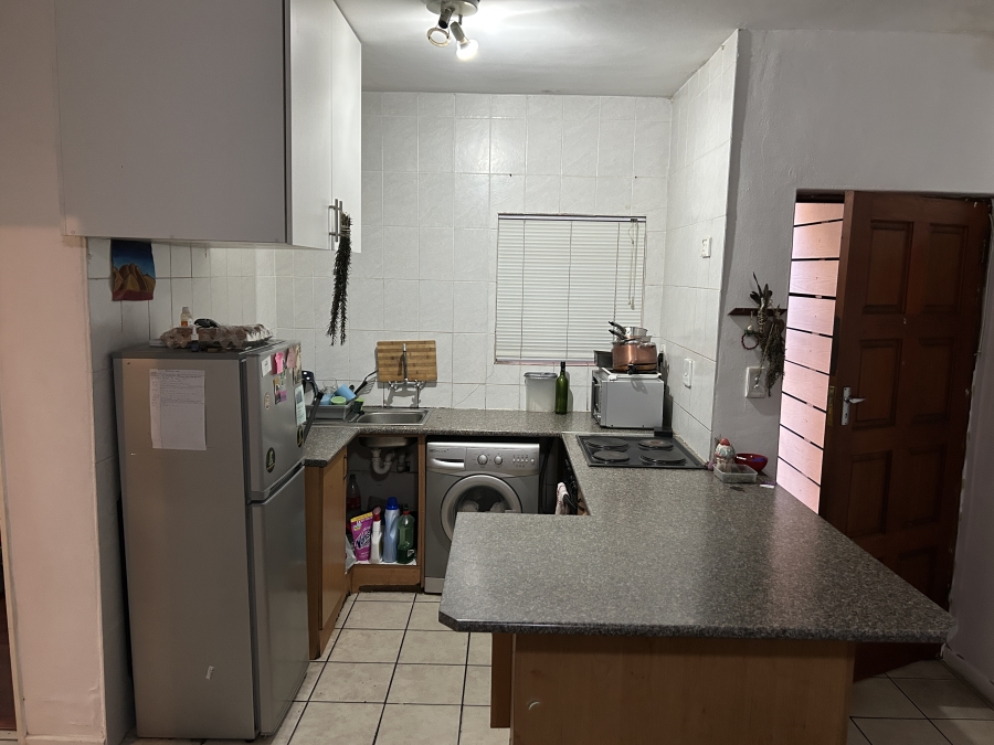 To Let 2 Bedroom Property for Rent in St Dumas Western Cape
